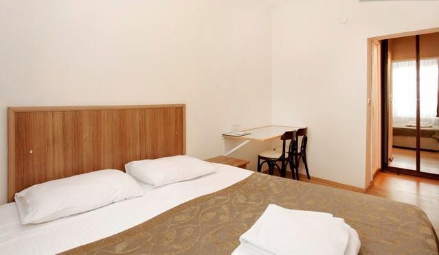 Mete Apartments อิสตันบูล ภายนอก รูปภาพ