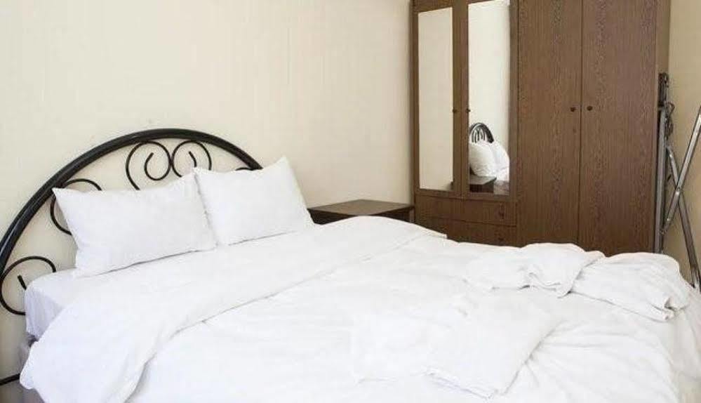 Mete Apartments อิสตันบูล ภายนอก รูปภาพ